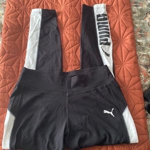 Womens Puma leggings, 2 pair! Large.